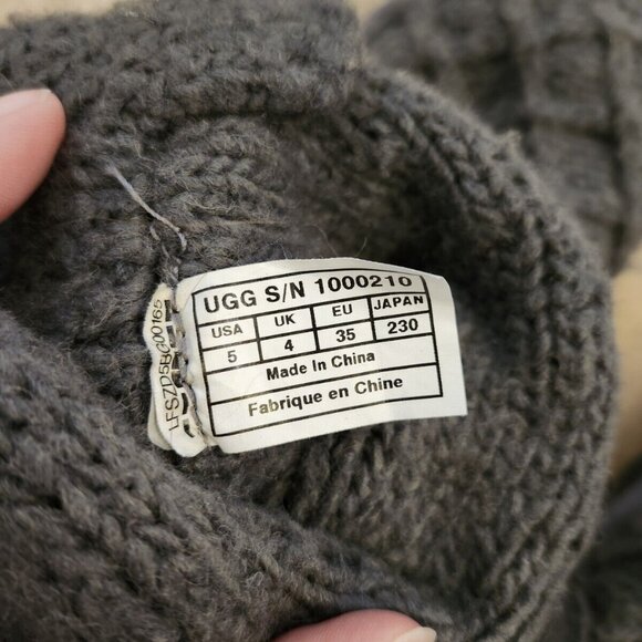 Ugg Lattice Cardy knit gray boots women's in size 5 - Picture 7 of 7